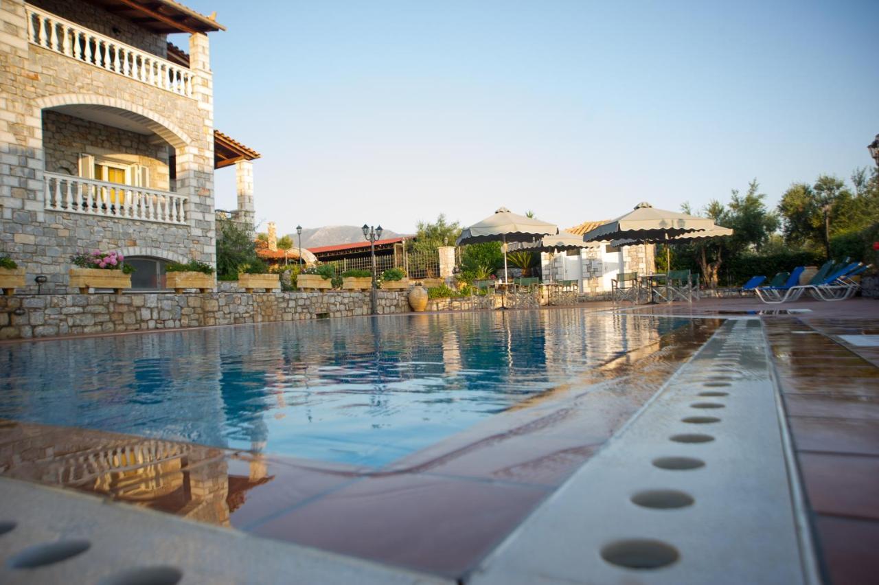 Amalia Apartments Ступа Екстериор снимка